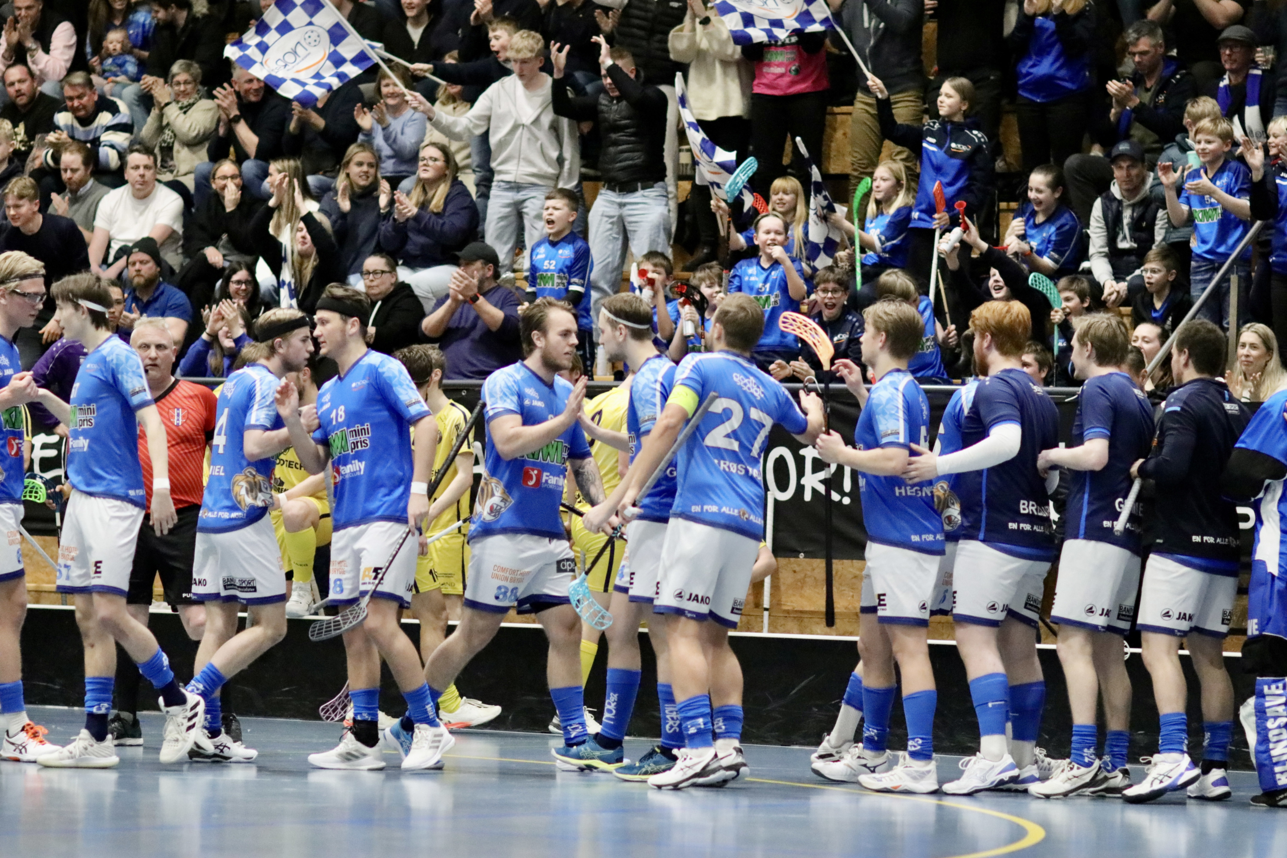 Innebandy NOR 92 Floorball